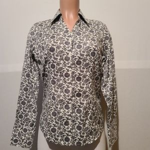 Eddie Bauer White & Black Floral Wrinkle-R…